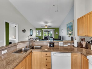 Condo, 1 cama King size (Kona Sea Ridge#Y22) | Interior