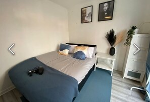 4 bedrooms, WiFi, bed sheets - Flamingo Short Let’s Greenleys 4 Bed 2.5 Bath (Greenleys)