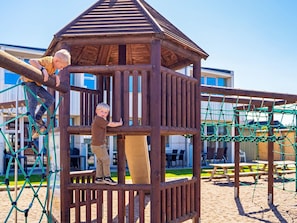 Apartment | Children's area - 6 Person Holiday Home on a Holiday Park in Blokhus (Blokhus)