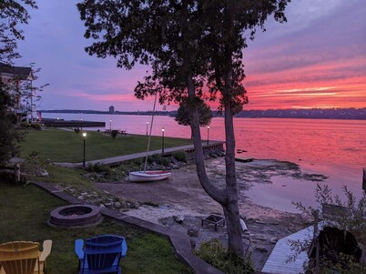 Terrific 2-bedroom cottage in 1000 Islands