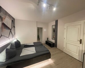 1 Schlafzimmer, WLAN, Bettwäsche