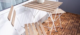 Central, sunny city apartment near Mercedes - top modern