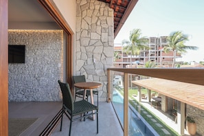 Standard Suite | Minibar, blackout drapes, iron/ironing board, free WiFi