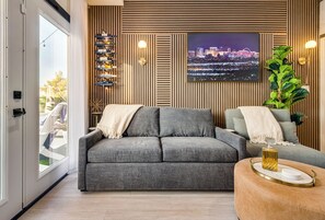 TV connectée, cheminée, chaîne hi-fi, imprimantes