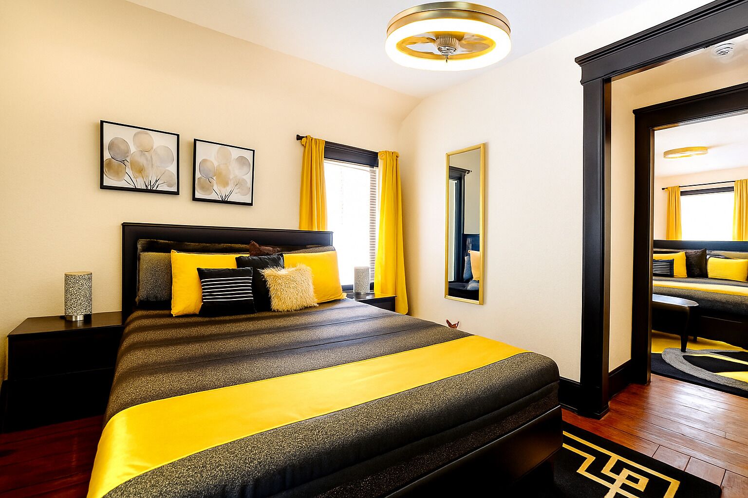 Laptop workspace, iron/ironing board, free WiFi