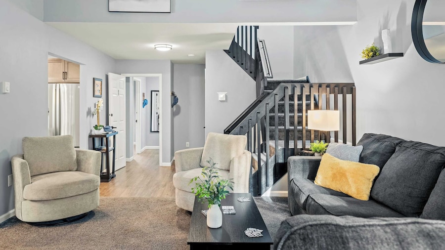 Lakeside Haven Ping Pong, Fire Pit & Mins to Big Boulder & Lake Harmony