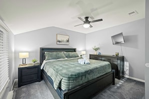 House (3 Bedrooms) | Interior - Lakeside Haven Ping Pong, Fire Pit & Mins to Big Boulder & Lake Harmony (Lake Harmony)