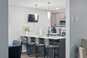 House (3 Bedrooms) | Interior - Lakeside Haven Ping Pong, Fire Pit & Mins to Big Boulder & Lake Harmony (Lake Harmony)