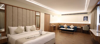 ルクマン ホテルズ ジャイプル