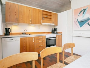 House | Interior - 6 Person Holiday Home on a Holiday Park in Hanstholm (Hanstholm)