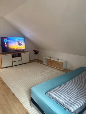 2 Schlafzimmer, Bügeleisen/Bügelbrett, WLAN, Bettwäsche