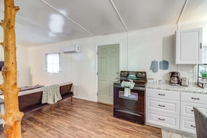 Fridge, microwave, stovetop, coffee/tea maker