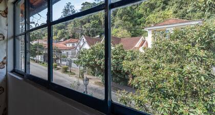 Casa com Wi-fi e Garagem a 400m do Museu Imperial