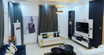 COZY 4-BRM fully detached Duplex with PS5, STARLINK Wifi in Port Harcourt