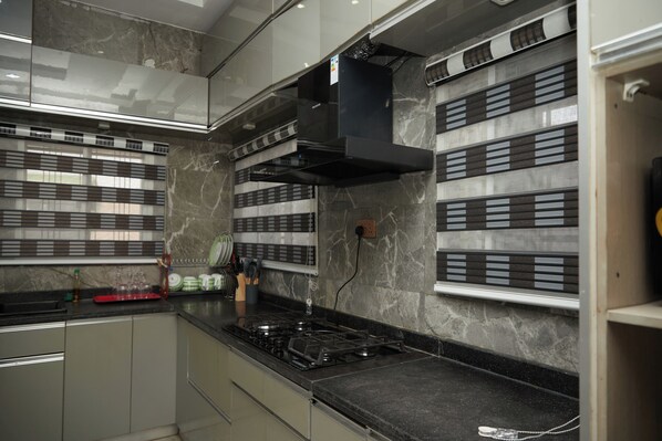 Microwave, stovetop