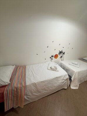 2 bedrooms, WiFi, bed sheets