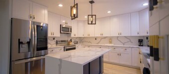 Luxury Atlanta Home Near East Lake Golf & Beltline, Sleeps 10 + Pet-Friendly!