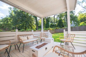 Terrace/patio - Luxury Atlanta Home Near East Lake Golf & Beltline, Sleeps 10 + Pet-Friendly! (Atlanta)