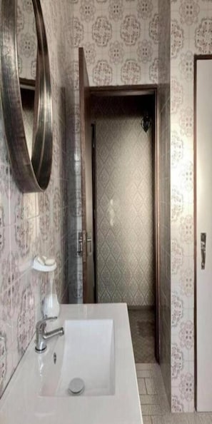 Towels, soap, toilet paper