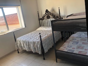 2 bedrooms, WiFi, bed sheets