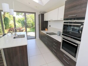 Vaisselle et ustensiles