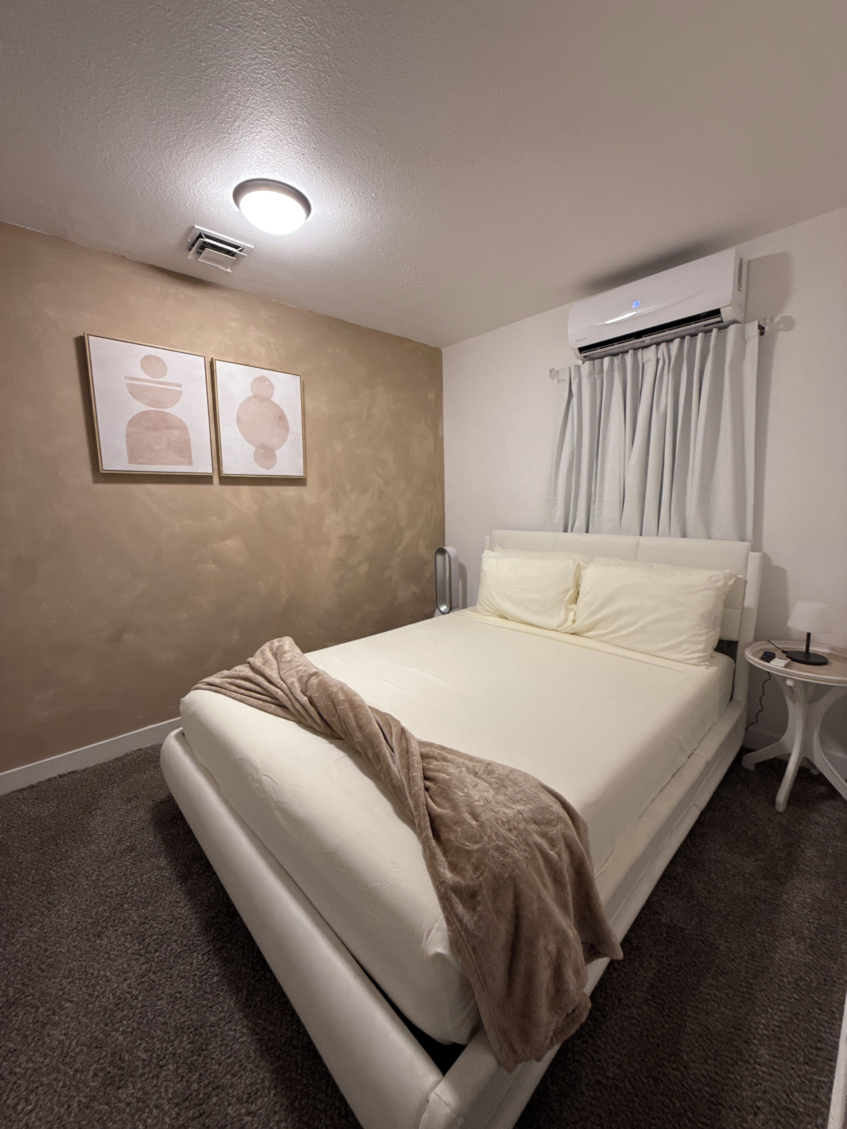 1 bedroom, free WiFi, bed sheets
