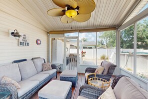 TV, DVD player, books - Spacious house with private pool, arcade games, W/D & close to beach (North Myrtle Beach)