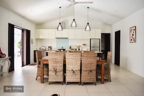 Dining - Villa 100 - 4BR Private Villa w Private Pool - Fenced Pool (Nadi)