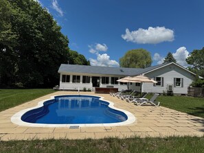 Pool - Modern Retreat - Private Pool & Lake Access (Copake)