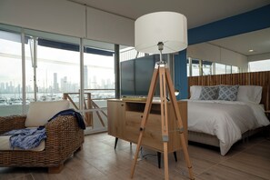 Deluxe Studio, Bay View