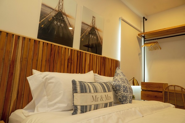 Comfort Room, Oceanfront | Laptop workspace, free WiFi