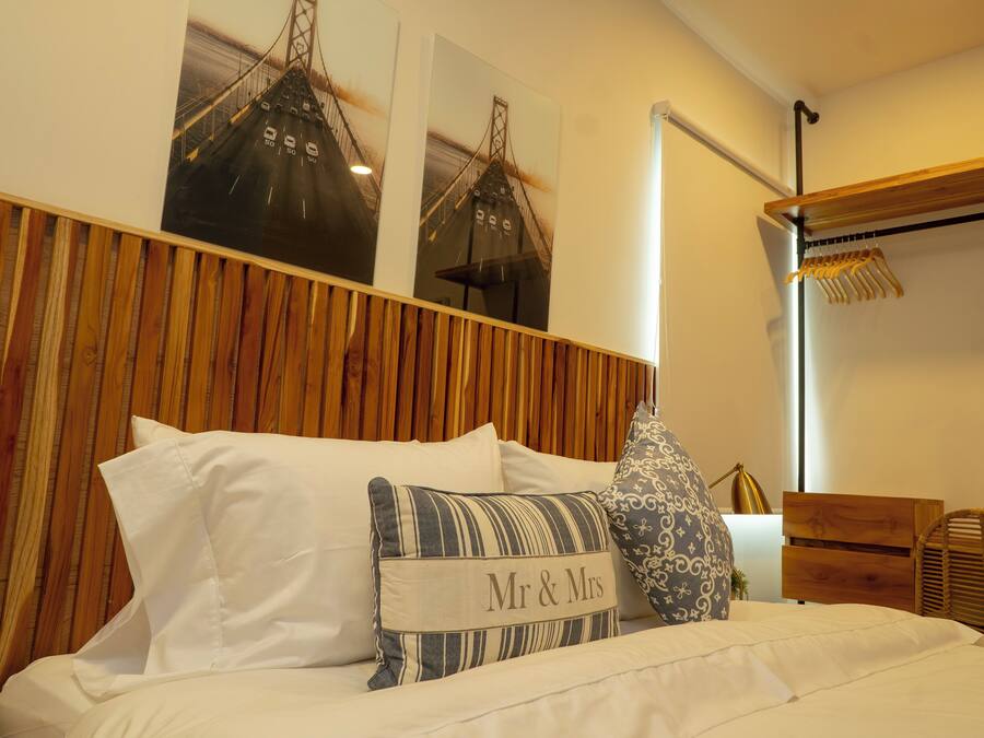 Habitación Confort, frente al mar | Espacio para trabajar con un portátil y wifi gratis