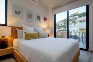 3 chambres, fer et planche à repasser, Wi-Fi, draps fournis