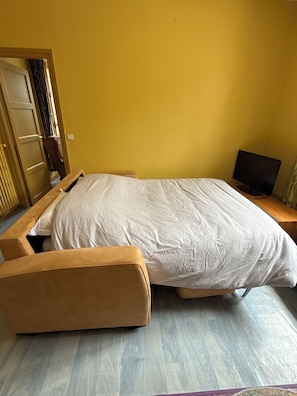 Iron/ironing board
