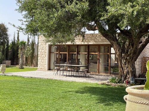 Elegant Villa 5* Kara SILMI