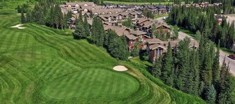 Cozy Slopeside Retreat