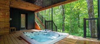 Le Bellevue à Portneuf | SPA privé, TV 65", Sonos, Piscine, Sauna, Billiards