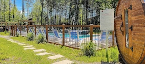 Piscine extérieure, piscine chauffée