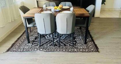 A Majestic Nest at Nadi in Fiji. cosy and warm retreat. Near to all amenities.