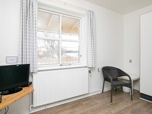 Apartment | Interior - 1 Person Holiday Home on a Holiday Park in Hanstholm (Hanstholm)