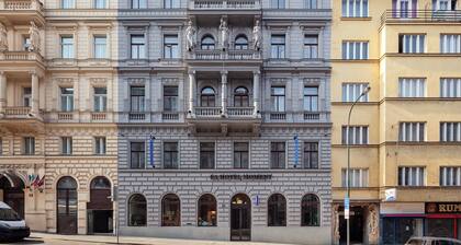 EA Hotel Moment Self Check-In