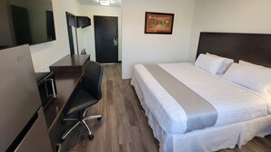 Deluxe kamer | Een bureau, een laptopwerkplek, gratis wifi, beddengoed