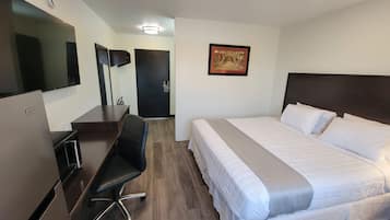 Economy Single Room | Desk, laptop workspace, free WiFi