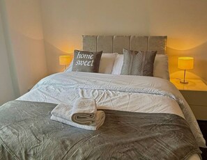 1 chambre, fer et planche à repasser, Wi-Fi, draps fournis