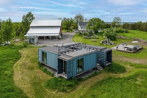 Exterior - The Acres at High Shore - Shipping Container Suites & Stock Tank Pool (Prince Edward)