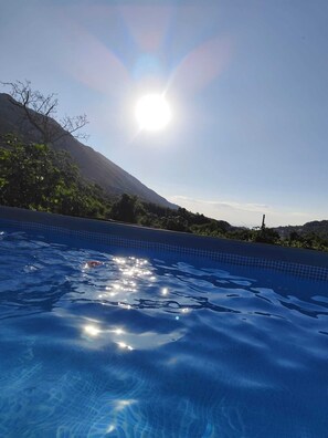 Outdoor pool - Sorrento room, room with private bathroom, 20 Min from Pompeii, 40 from Sorrento and Amalfi (Campania)