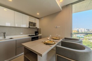 Microwave, oven, stovetop, coffee/tea maker