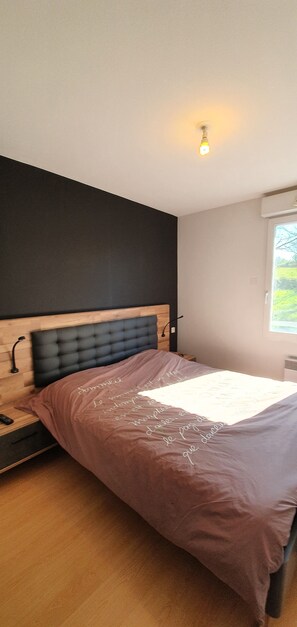 2 bedrooms, bed sheets - Superb T3 with swimming pool on the heights of Brive (Brive-la-Gaillarde)