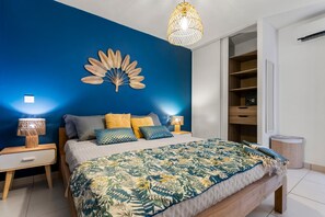 1 camera, ferro/asse da stiro, Wi-Fi, lenzuola