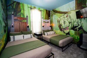 6 bedrooms, iron/ironing board, WiFi, bed sheets